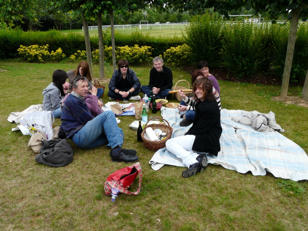 dejeuner dans l'herbe 3